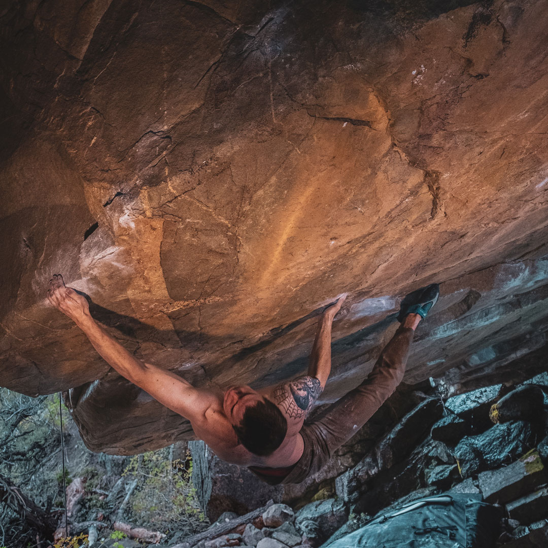 Sam Rothstein on Inferno FA at the poudre canyon